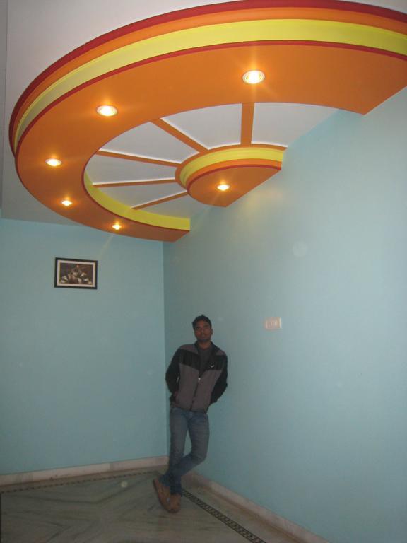Krishna Paying Guest House Varanasi Exteriör bild