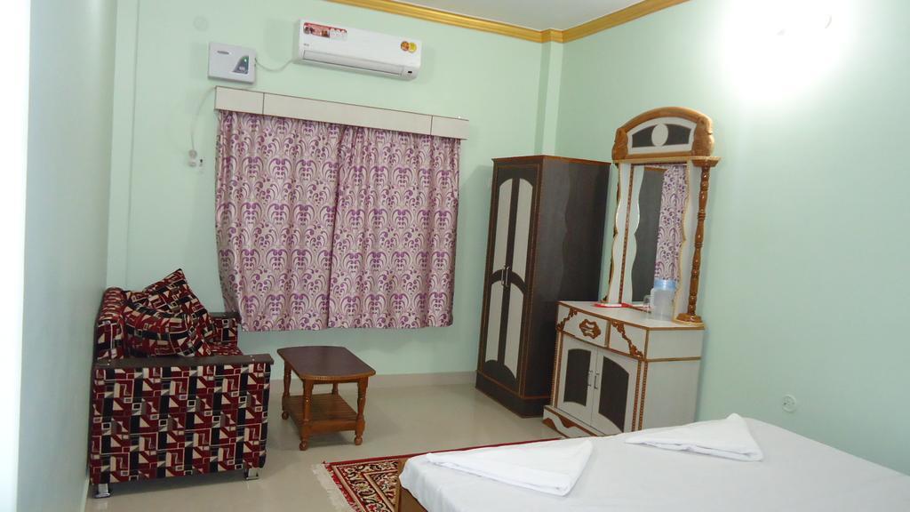 Krishna Paying Guest House Varanasi Exteriör bild