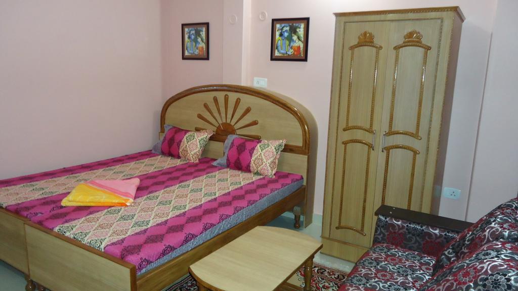 Krishna Paying Guest House Varanasi Rum bild